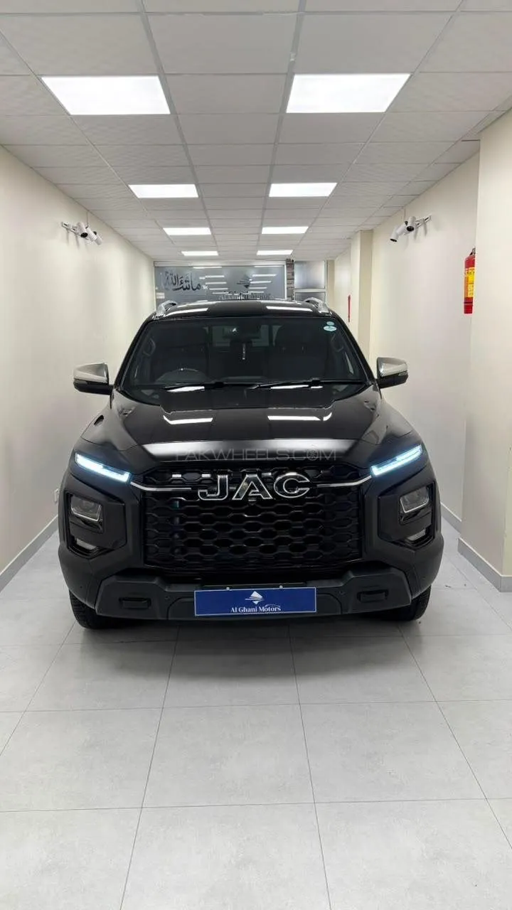 JAC T9