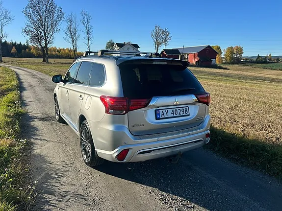 Mitsubishi Outlander 2019 photo 3