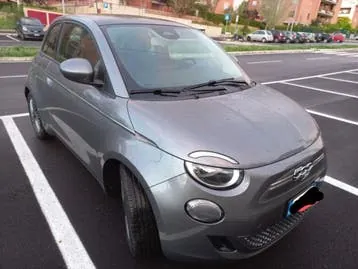 Fiat 500E