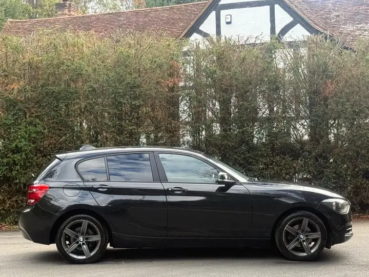 BMW 1 Series 2014 photo 2