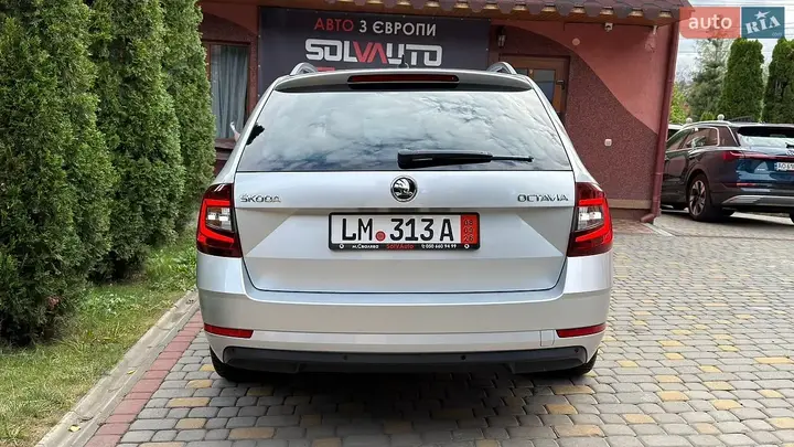 Skoda Octavia 2018 photo 4