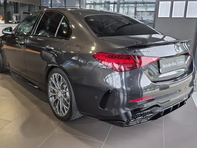 Mercedes-Benz C 63 S photo 3