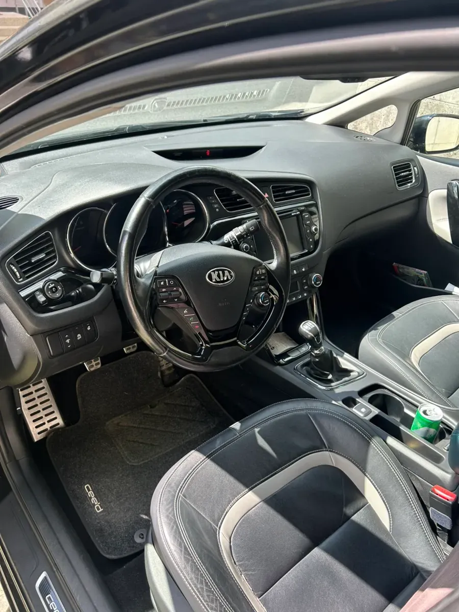 Kia Ceed 2014 photo 3
