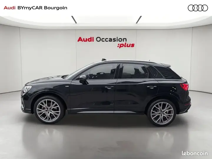 Audi Q3 2018 photo 2