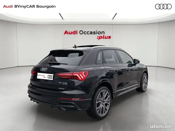 Audi Q3 2018 photo 5