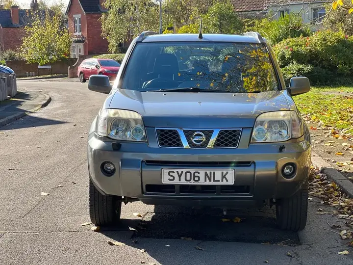 Nissan X-Trail 2006 photo 2