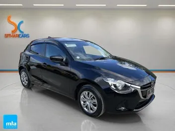 Mazda Demio 2017 photo 2