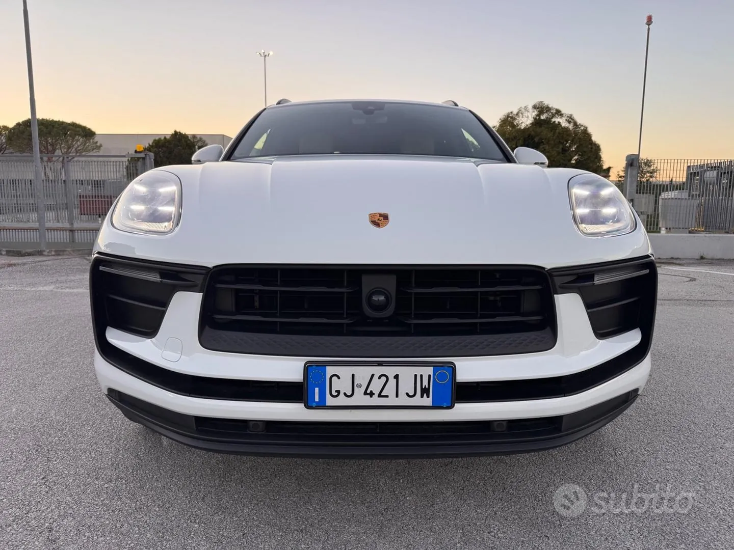 Porsche Macan 2022 photo 2