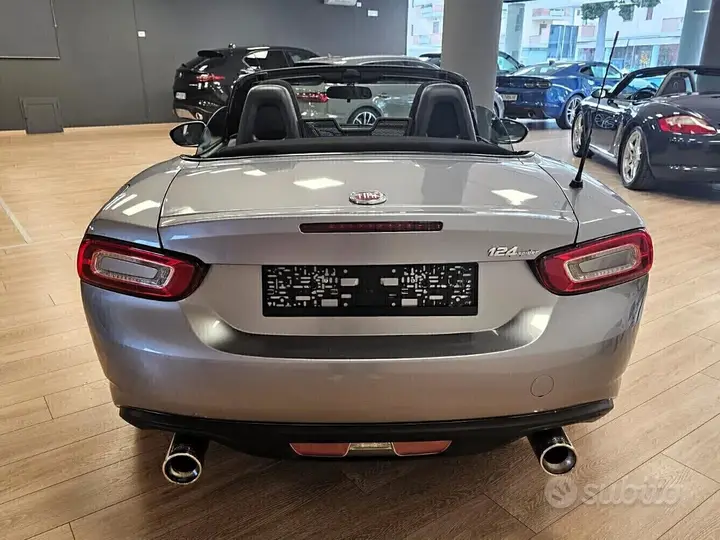 Fiat 124 Spider 2017 photo 5