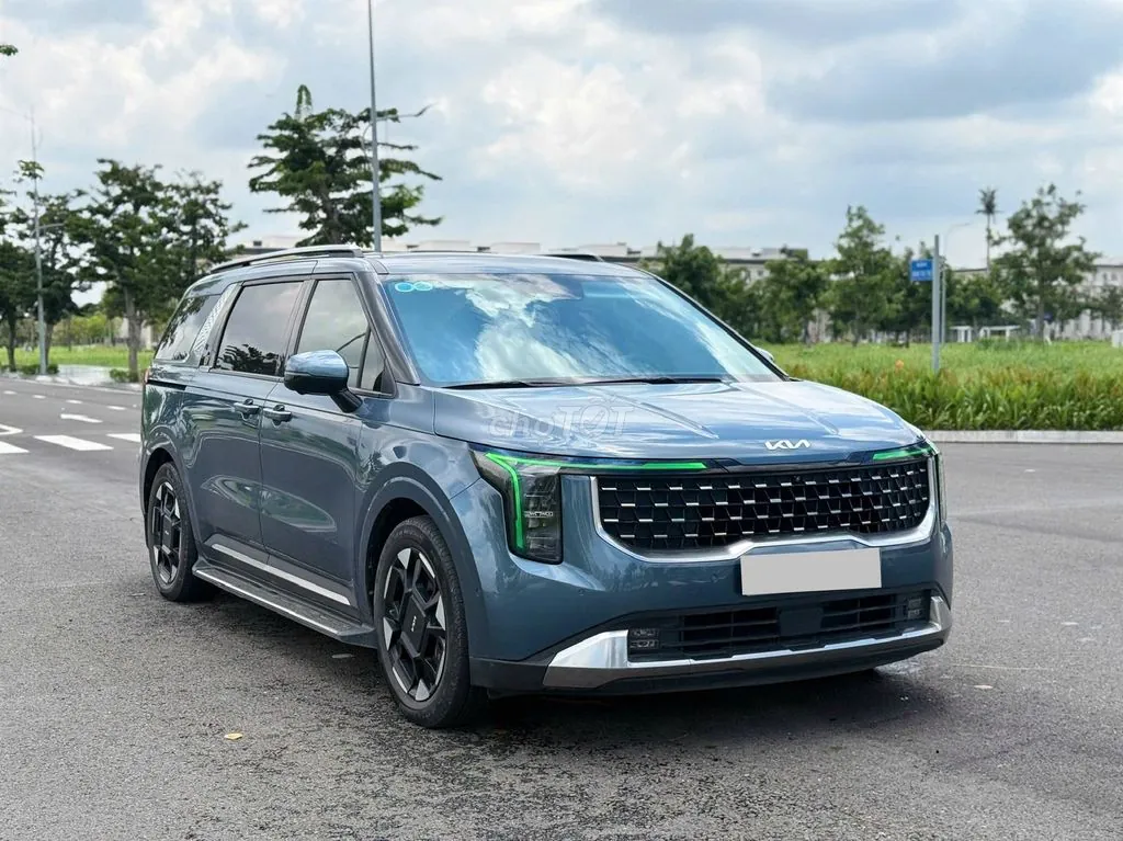Kia Carnival 2024 photo 2