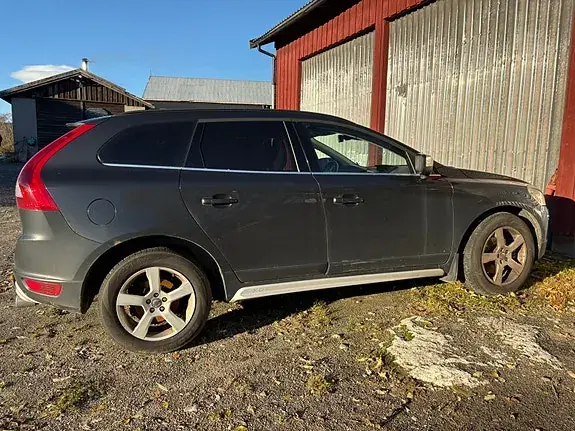 Volvo Xc60 2011 photo 2