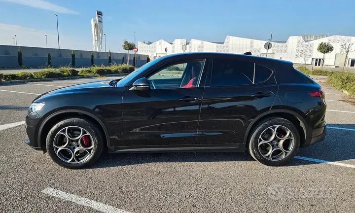 Alfa Romeo Stelvio 2018 photo 4
