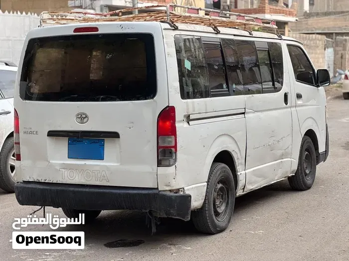 Toyota Hiace 2014 photo 4