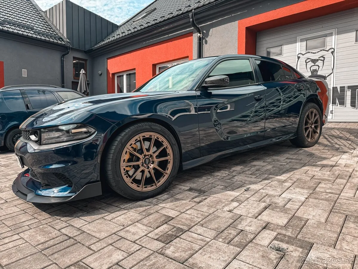 Dodge Charger 2018 photo 3