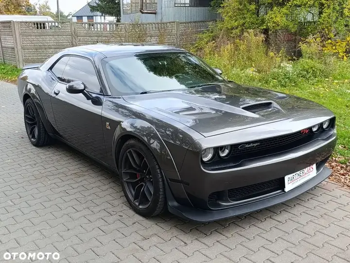 Dodge Challenger 2019 photo 2