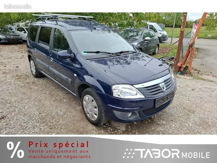 Dacia Logan 2012 photo 2