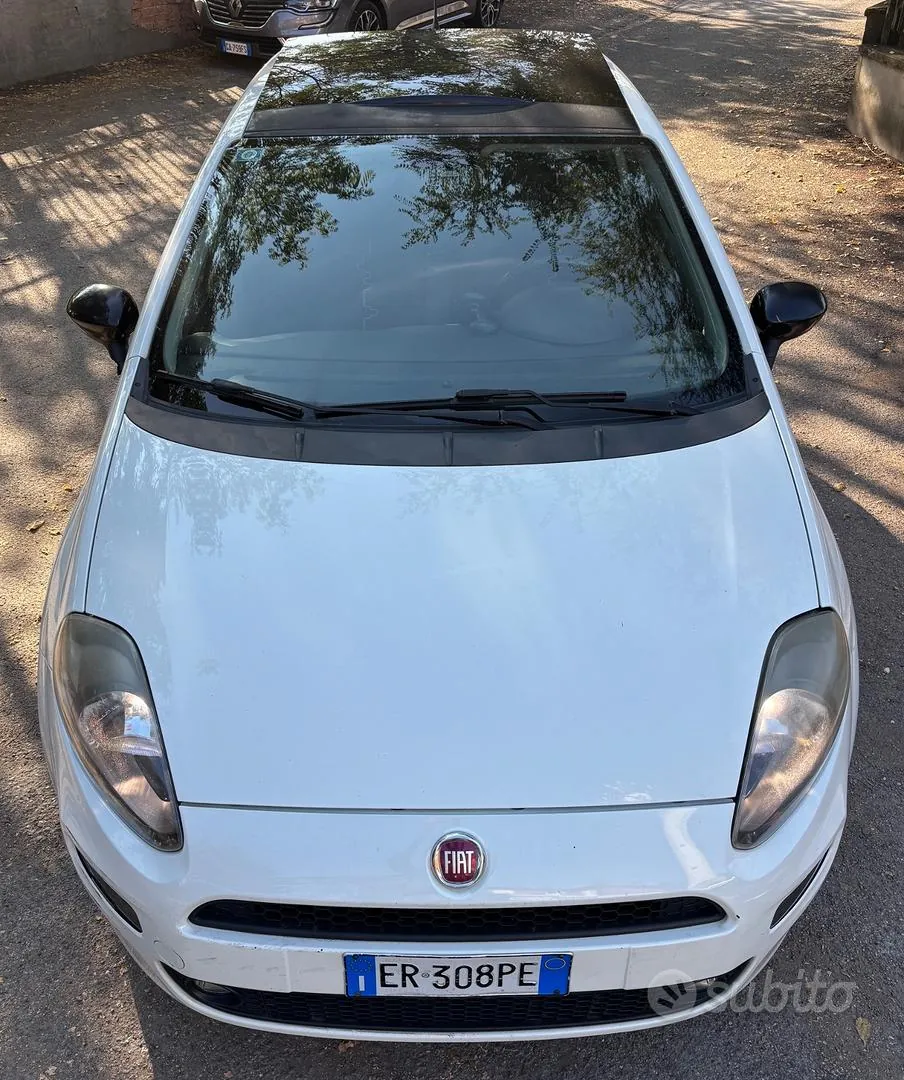 Fiat Grande Punto 2013 photo 3