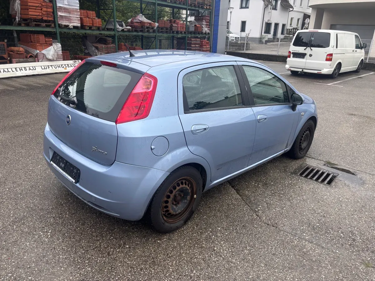 Fiat Punto 2006 photo 3