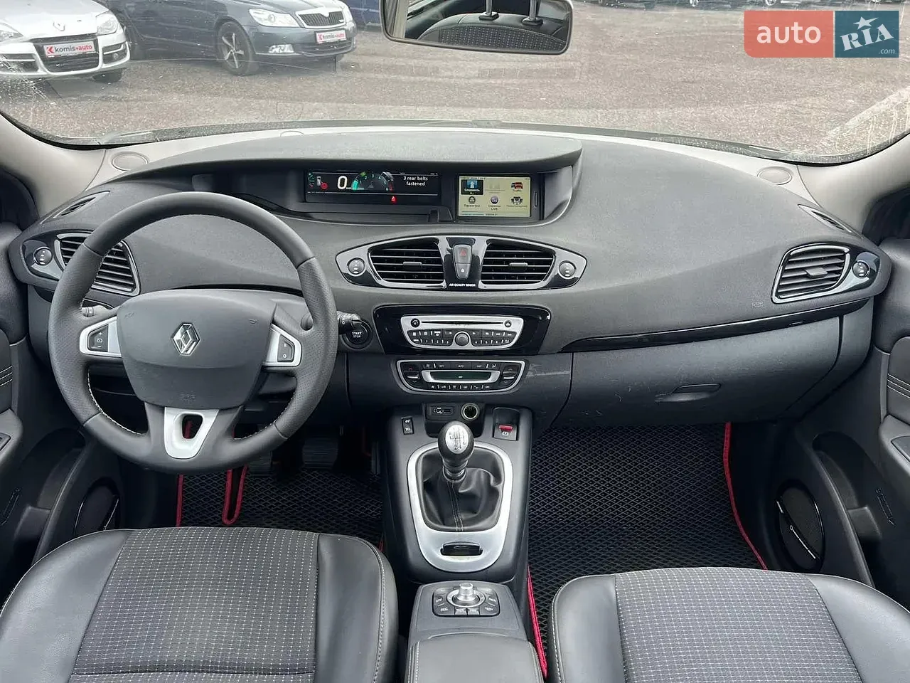 Renault Scenic 2011 photo 2