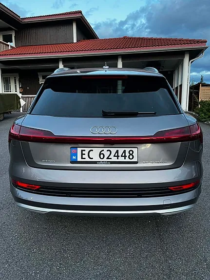 Audi E-Tron 2021 photo 3