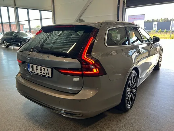 Volvo V90 2022 photo 3