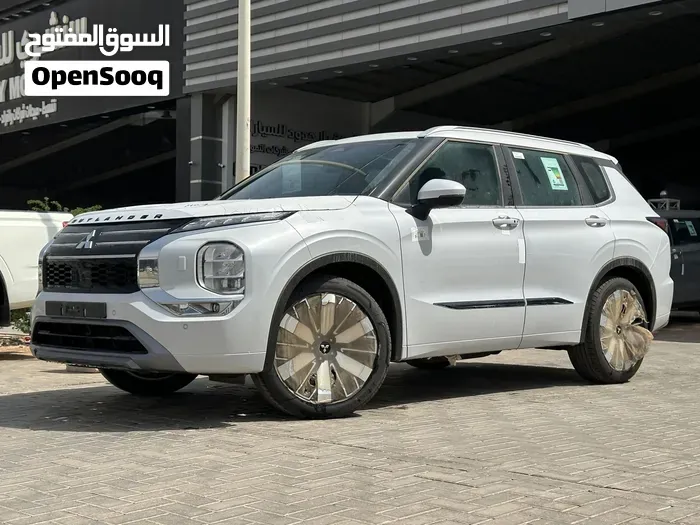Mitsubishi Outlander 2026 photo 2