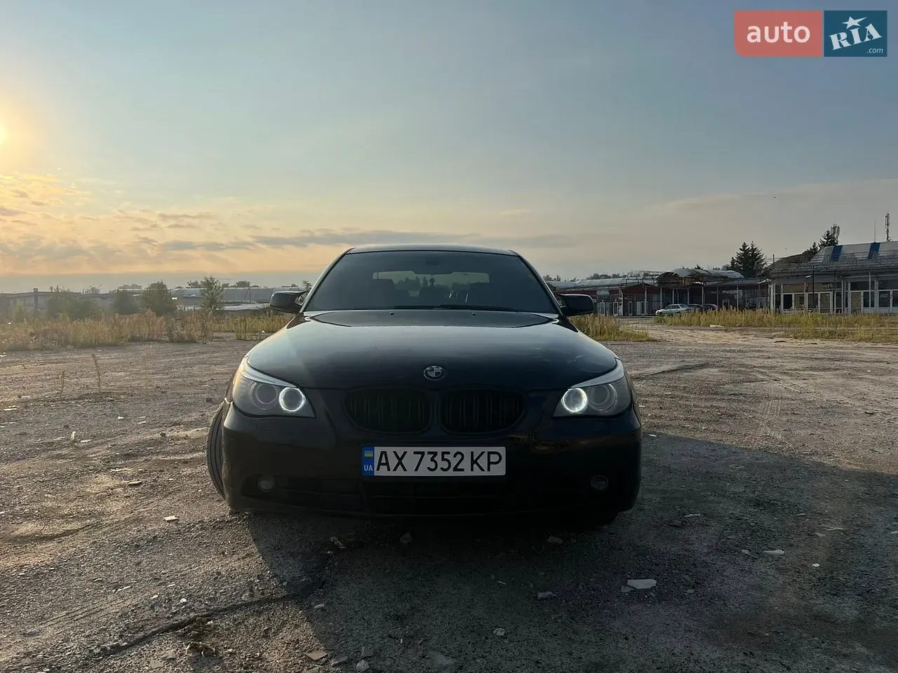 BMW 5 Series 2004 photo 4