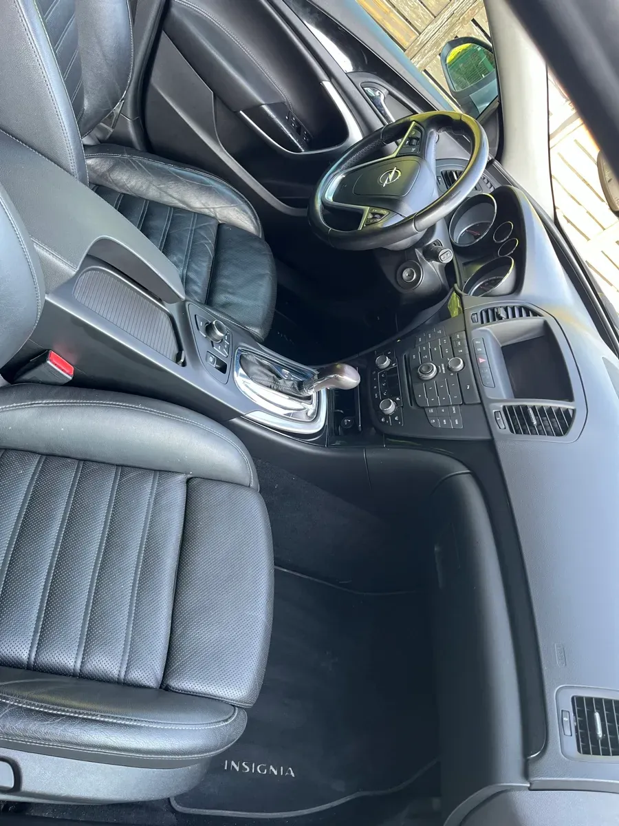 Opel Insignia 2011 photo 3