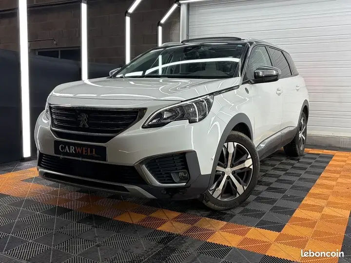 Peugeot 5008 2018 photo 4