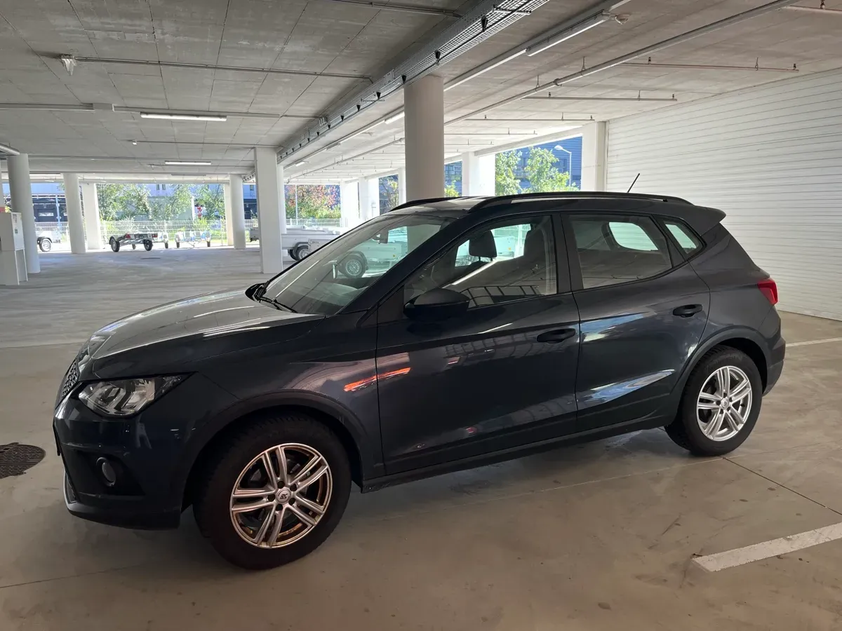 Seat Arona 2019 photo 2