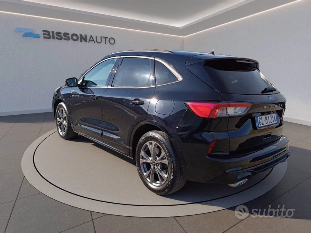 Ford Kuga 2023 photo 3