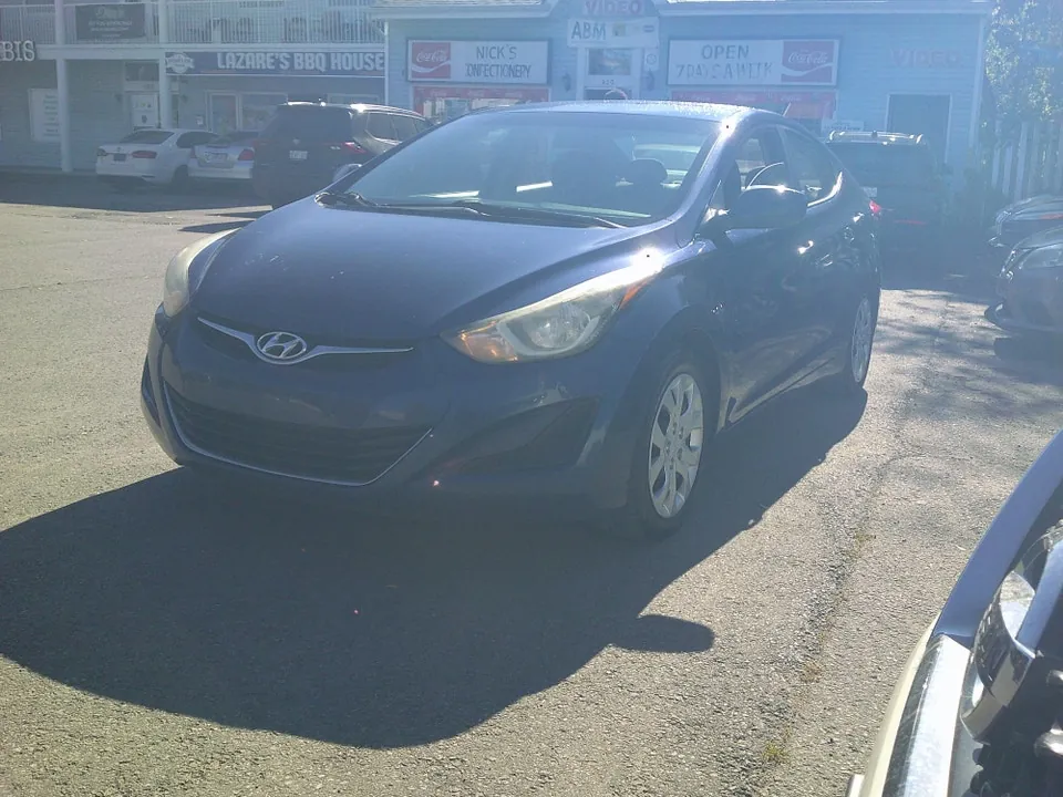 Hyundai Elantra 2015 photo 3