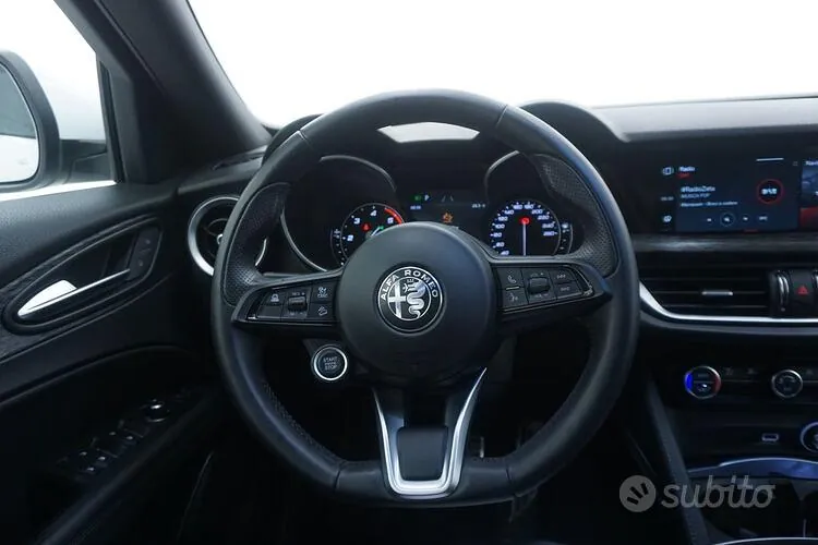 Alfa Romeo Stelvio 2022 photo 4