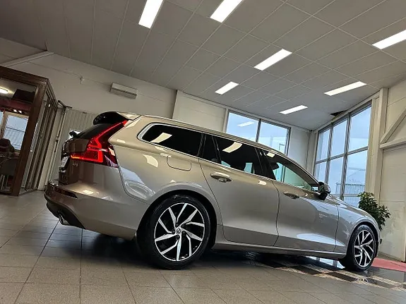 Volvo V60 2020 photo 4