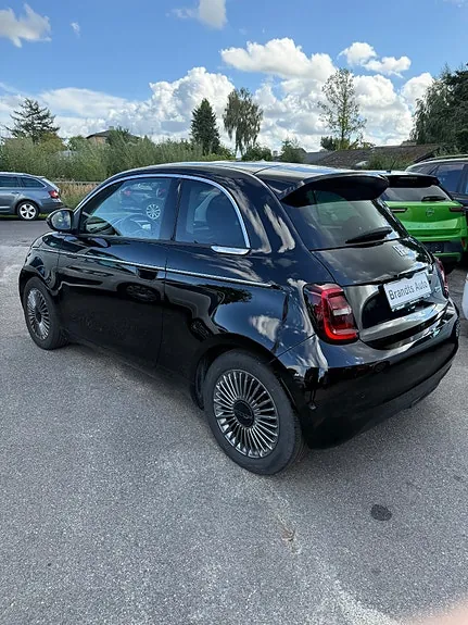 Fiat 500E 2023 photo 3