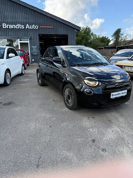 Fiat 500E 2023 photo 2