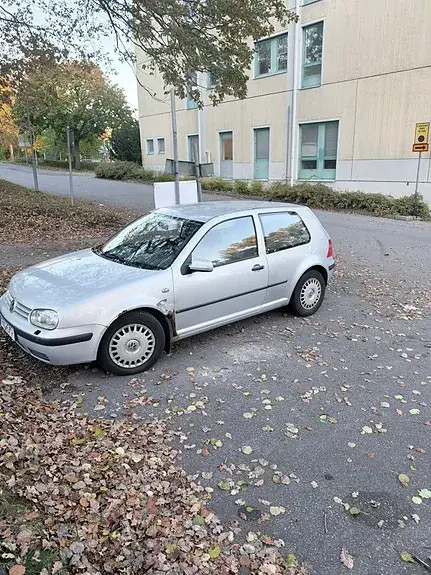 Volkswagen Golf 4 2000 photo 2