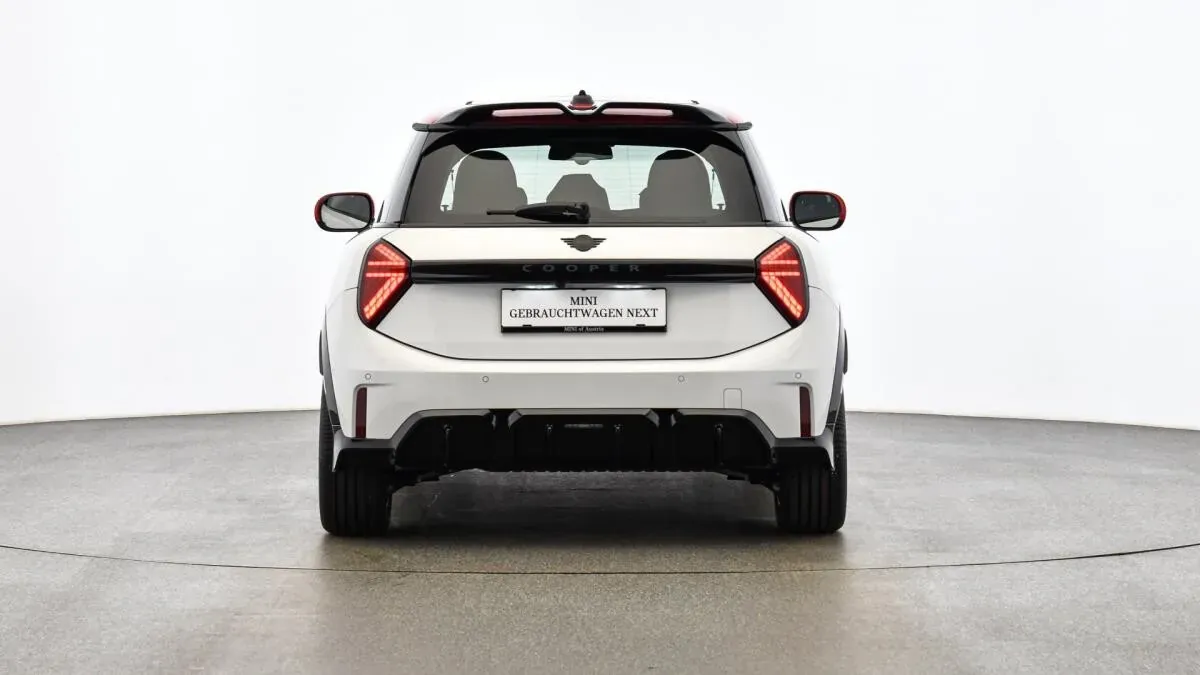 Mini Cooper 2025 photo 2