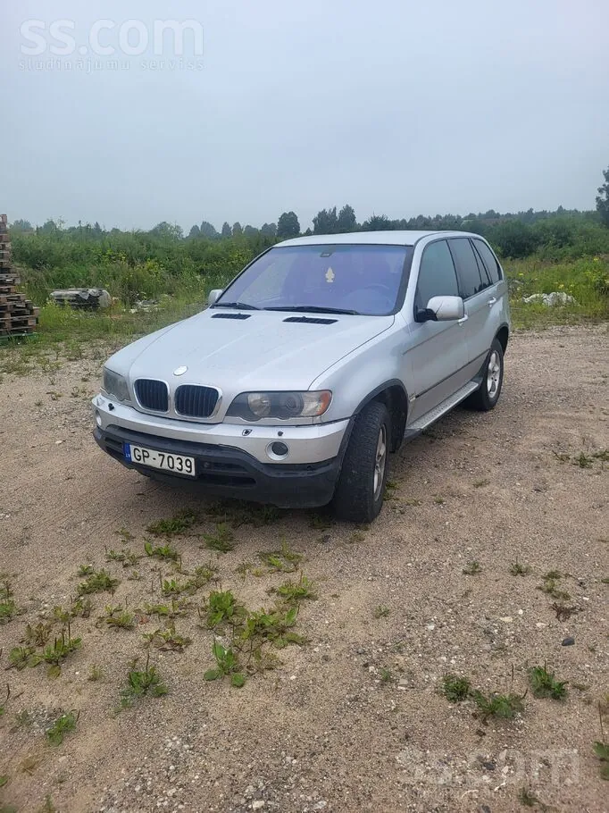 BMW X5 2002 photo 2