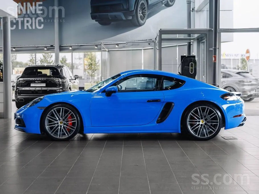 Porsche Cayman 2024 photo 2
