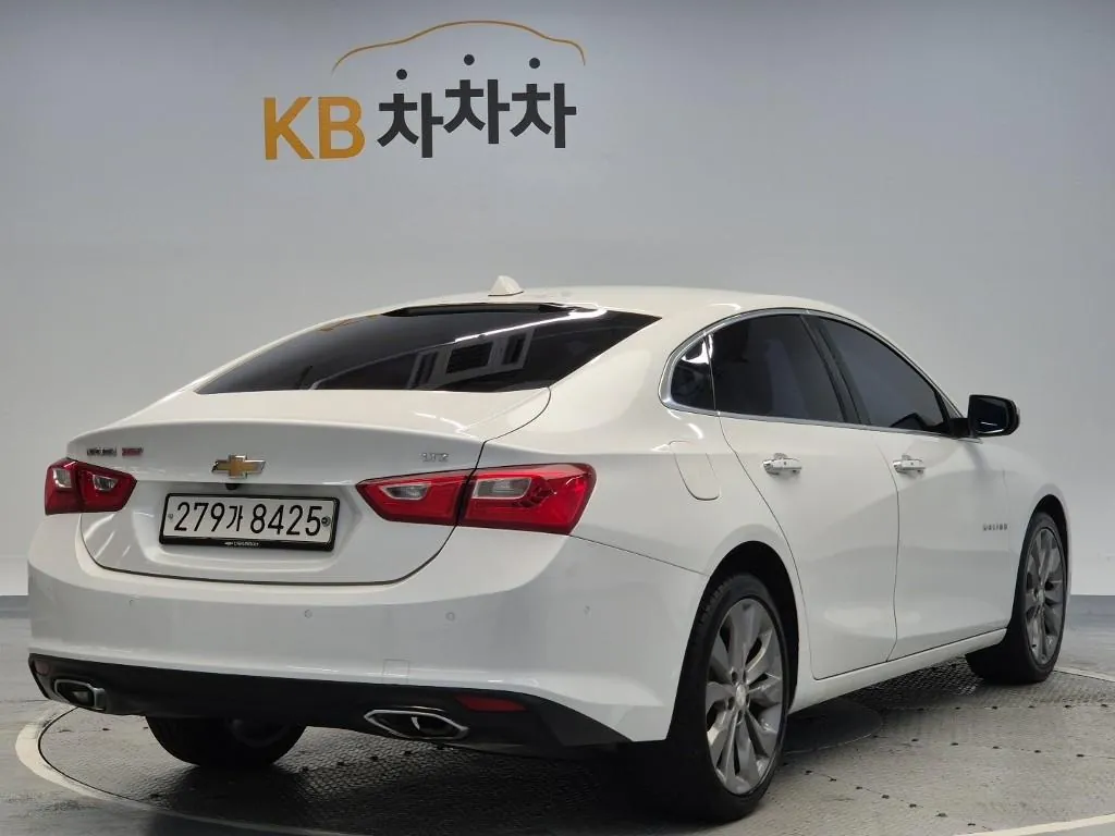 Chevrolet Malibu 2018 photo 3