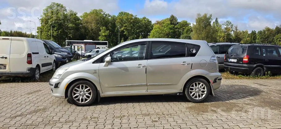 Toyota Corolla Verso 2007 photo 5