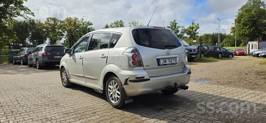 Toyota Corolla Verso 2007 photo 4