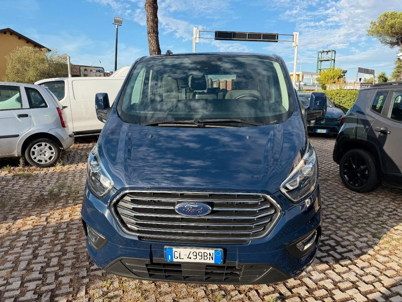 Ford Transit Custom 2022 photo 2