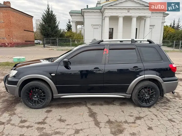 Mitsubishi Outlander 2006 photo 4