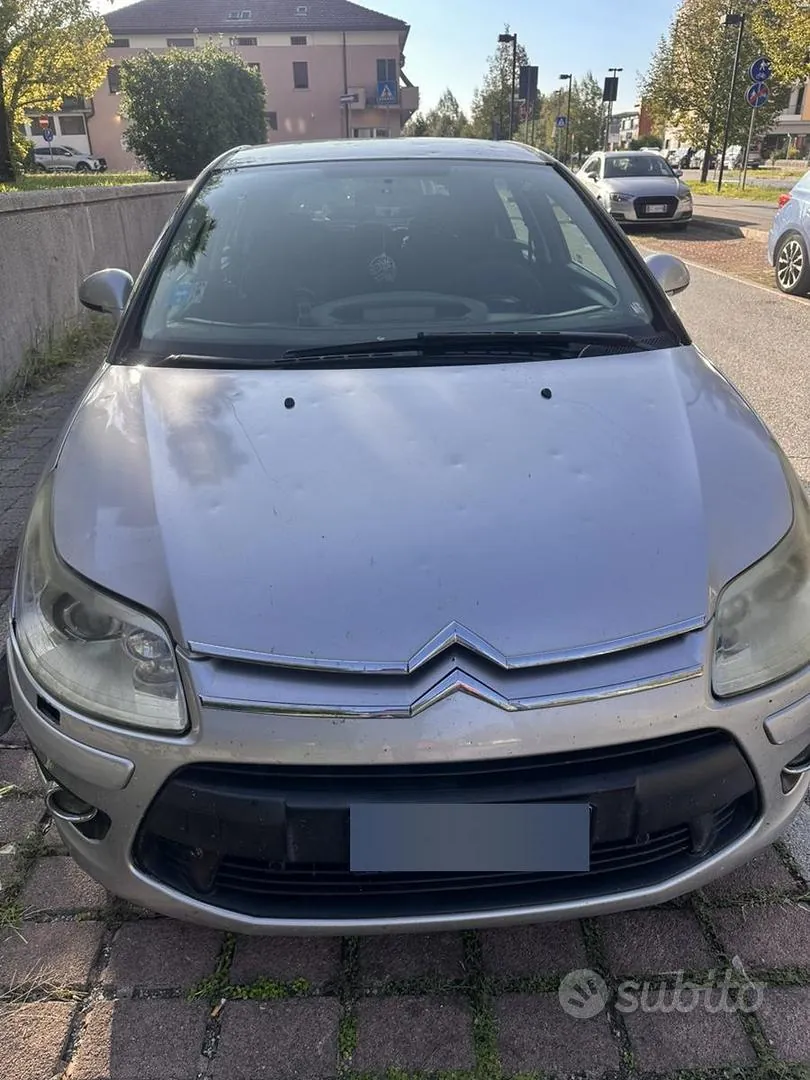 Citroen C4 2009 photo 3