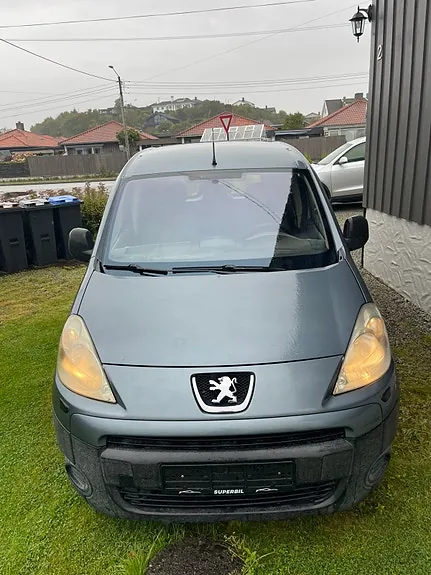 Peugeot Partner 2009 photo 2