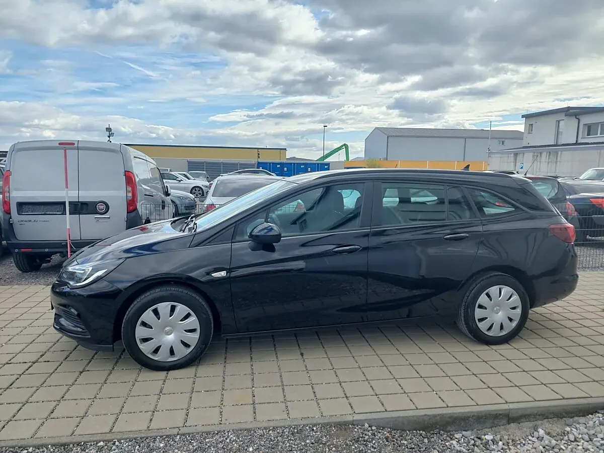 Opel Astra 2019 photo 3