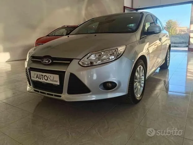 Ford Focus 2014 photo 2