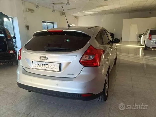 Ford Focus 2014 photo 3